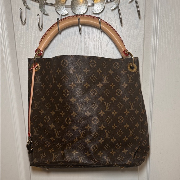 Louis Vuitton Dark Brown Monogram Shoulder Bag - Picture 4 of 11